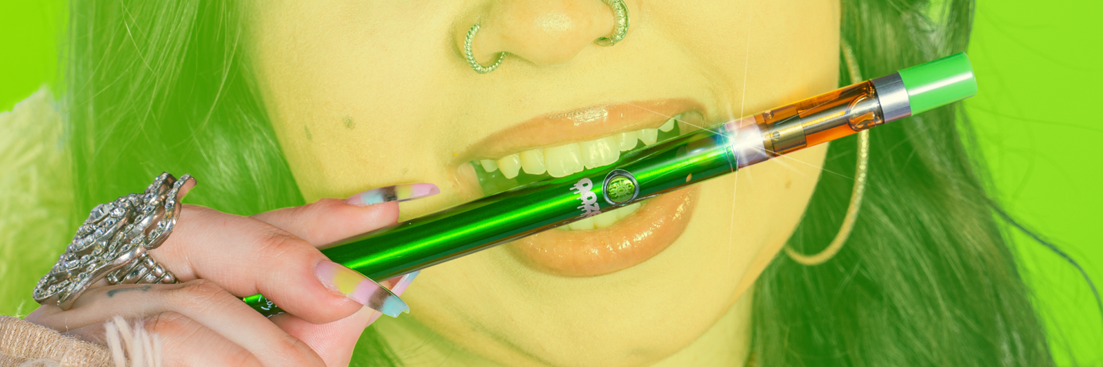 Green Vape Pens, Batteries & Pipes