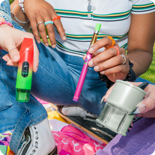 Showing off different Ooze vape pen battery devices