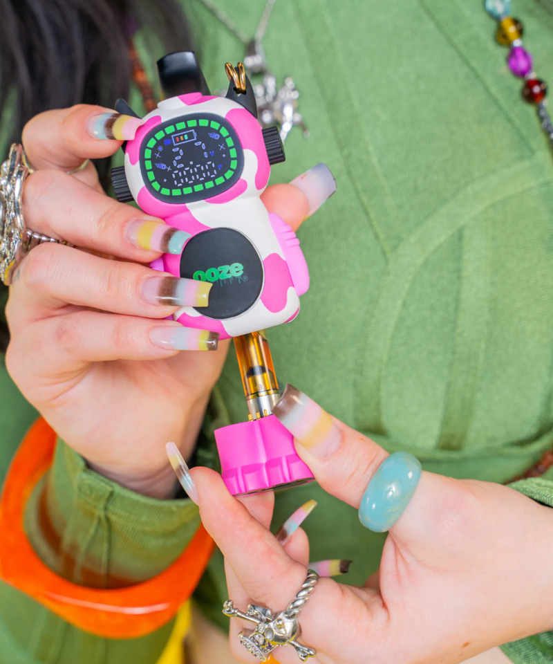 Mooze Bot Character Vape