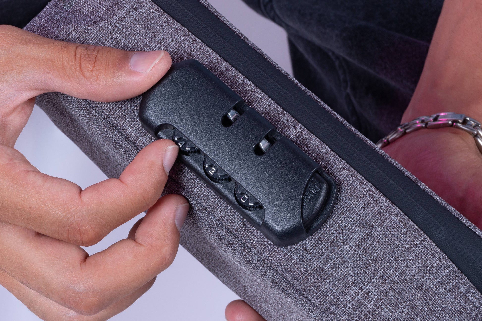 Locking deals travel case